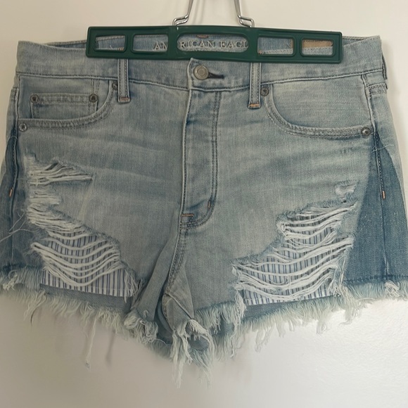 NWT American eagle vintage festival shorts size 8 distressed light wash - Picture 1 of 4